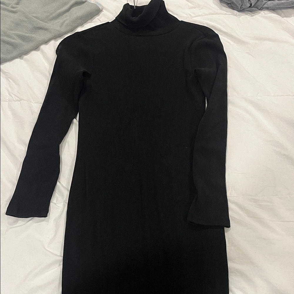 Old Navy Black Long Sleeve Dress